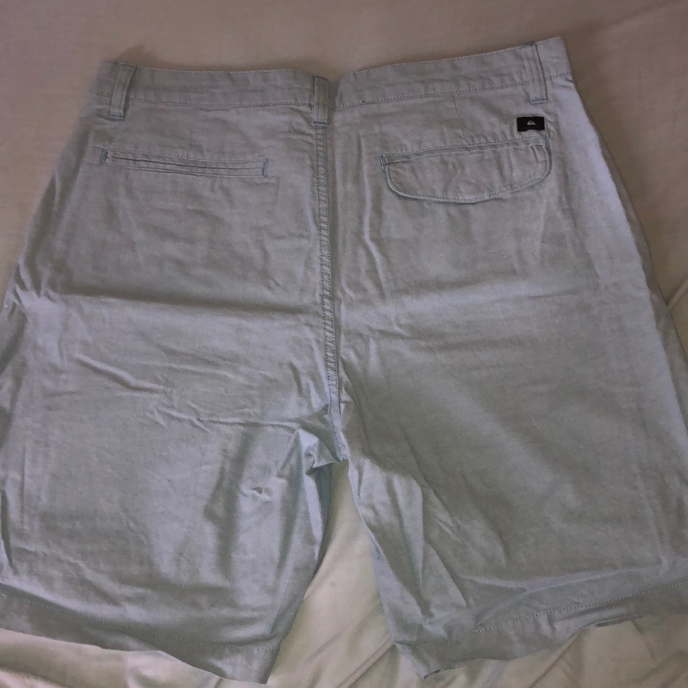 Shorts - Picture 3 of 3